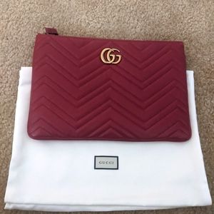 Gucci marmot clutch